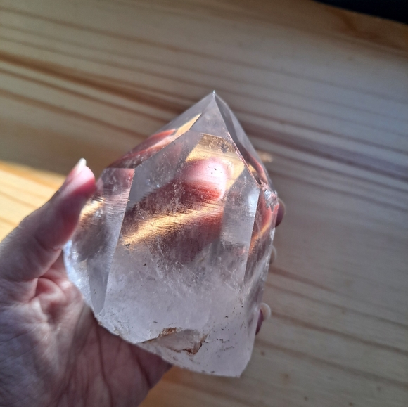 Beautiful Clear Quartz Crystal Point - Picture 5 of 10